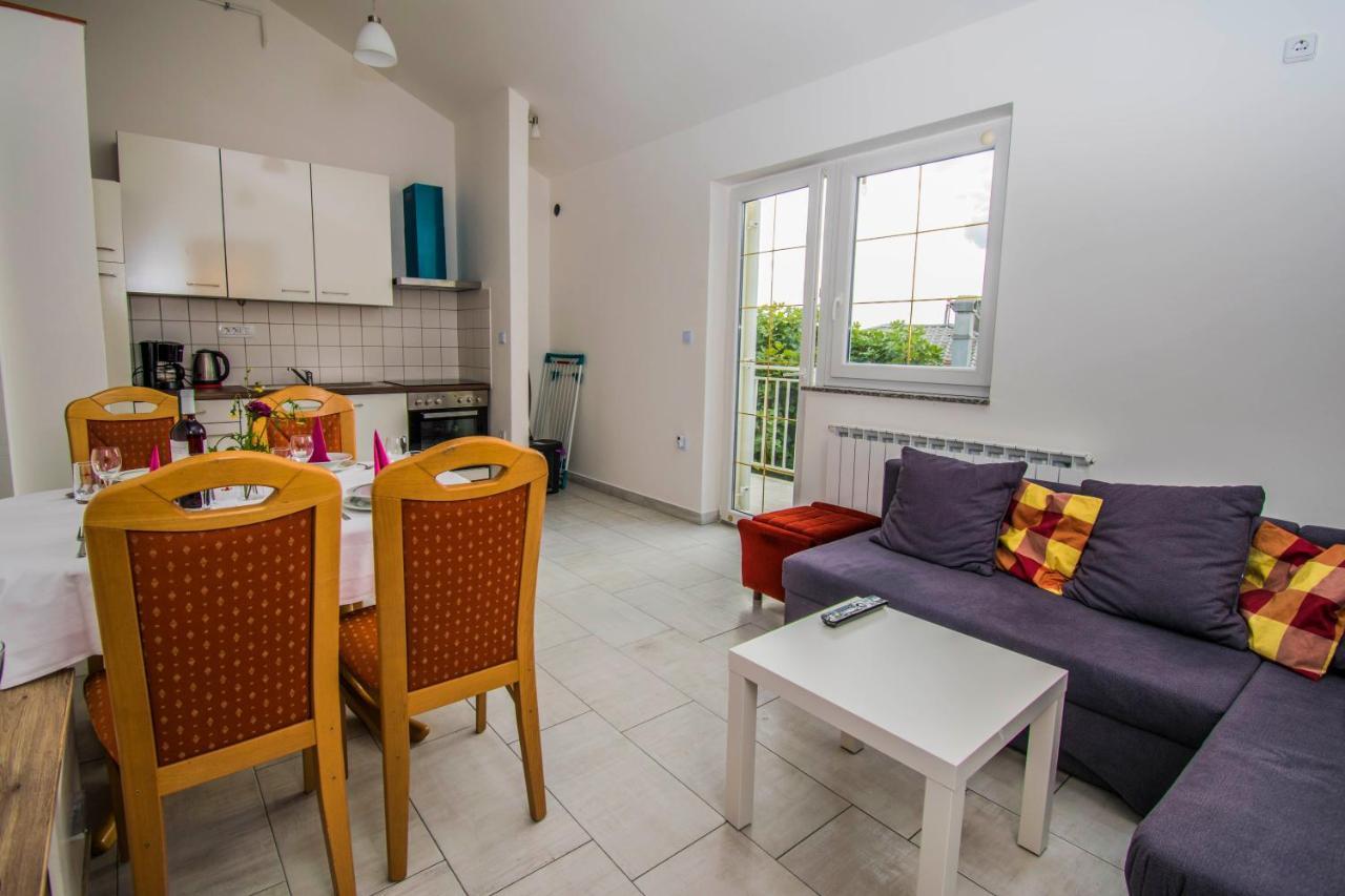 Apartments Relax Near Opatija Luaran gambar