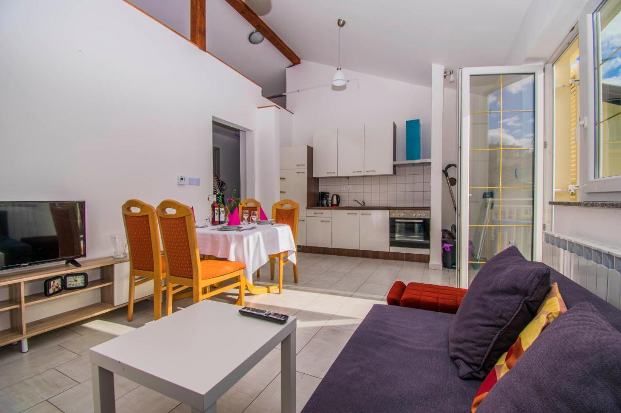 Apartments Relax Near Opatija Luaran gambar