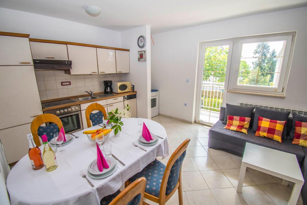 Apartments Relax Near Opatija Luaran gambar