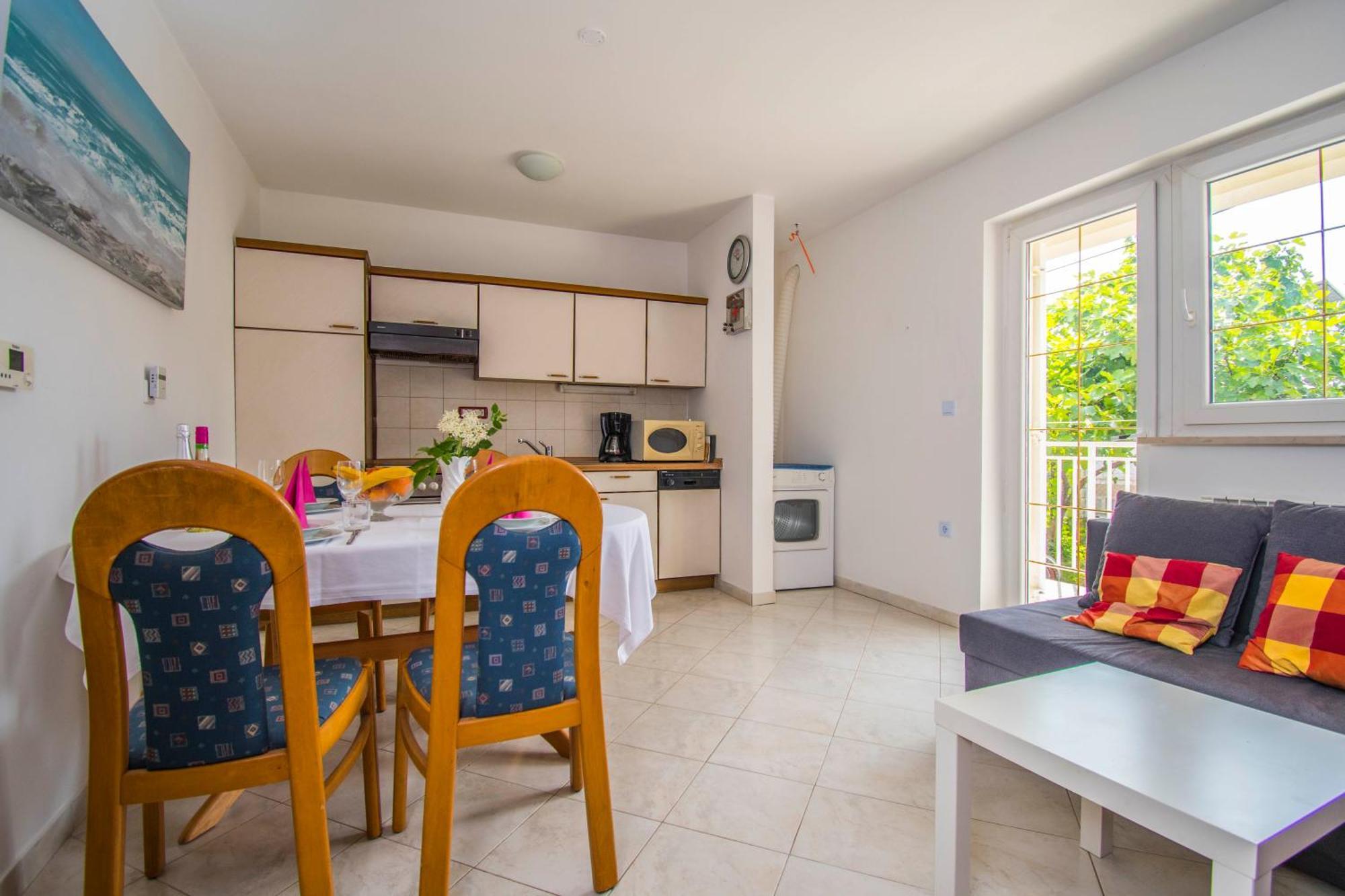 Apartments Relax Near Opatija Bilik gambar